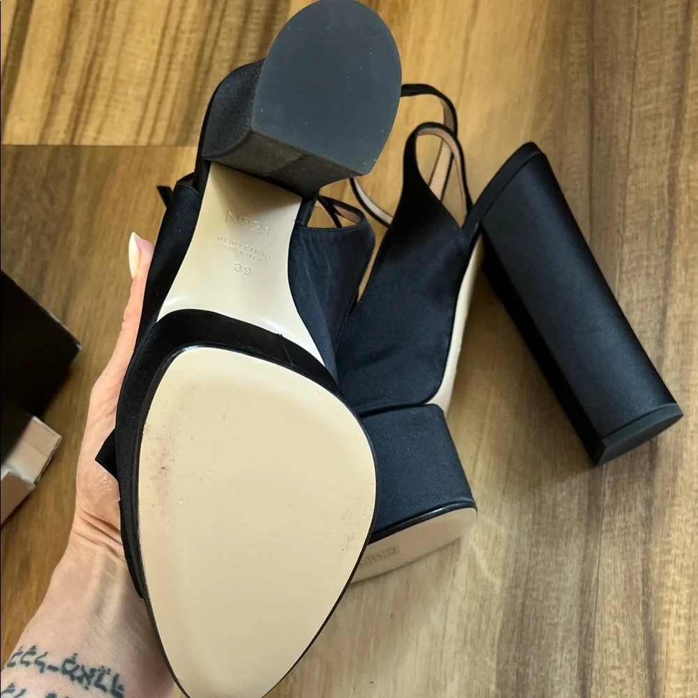 N21 Numero Ventuno Faille Seta 999 Nero Platform Heels EU 39 (US 8)‎ NWOT